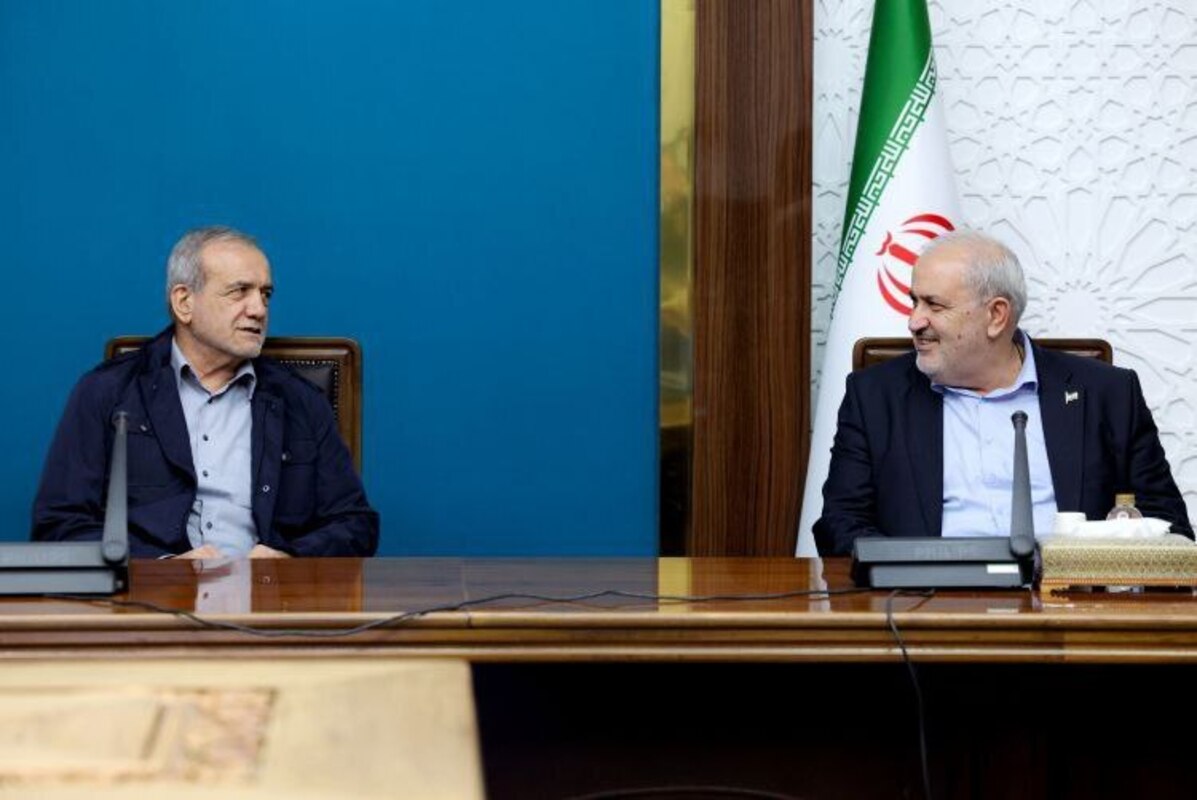 جلسه بررسی راهکار‌های رفع بحران آب با حضور پزشکیان