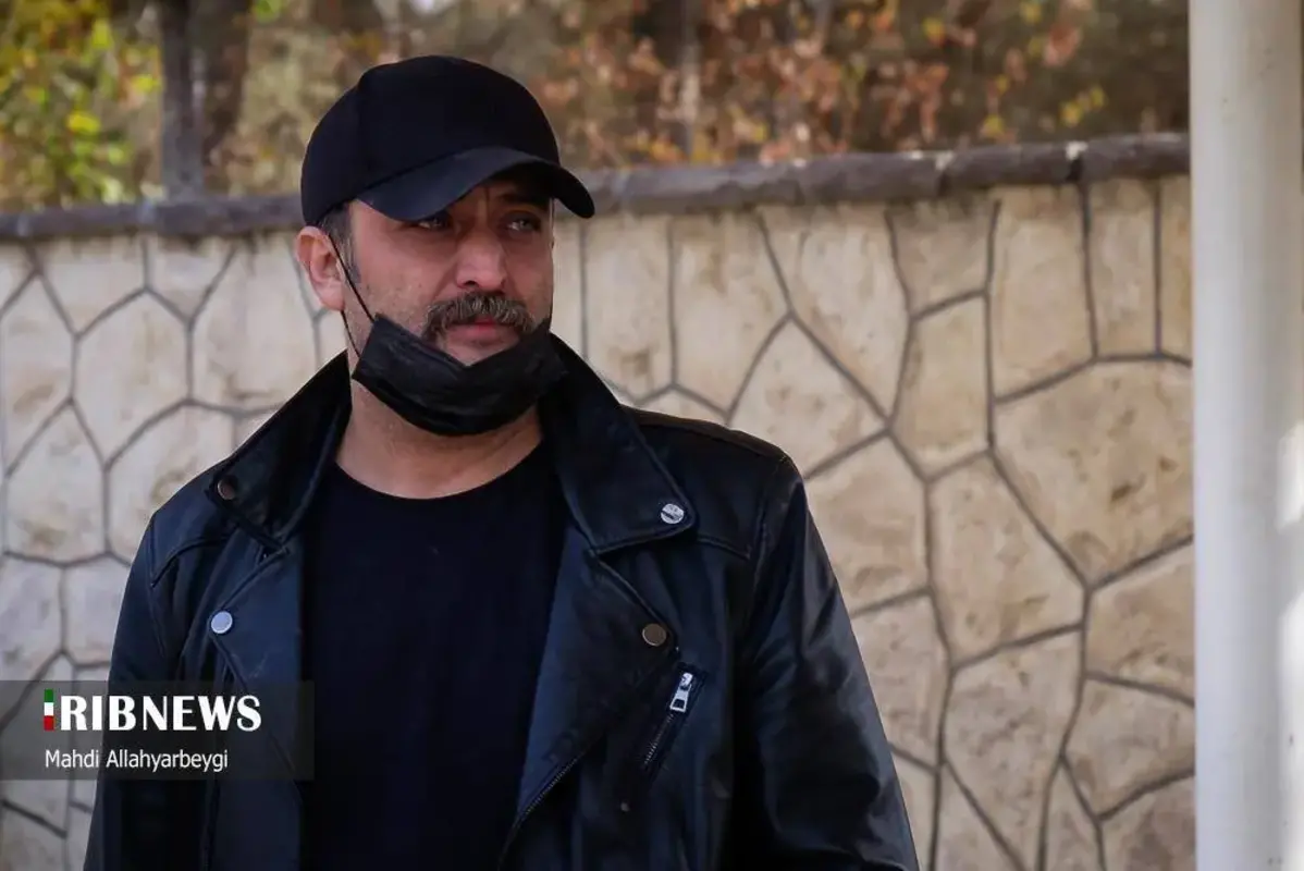 حاشیه مراسم تشییع پیکر همایون ارشادی