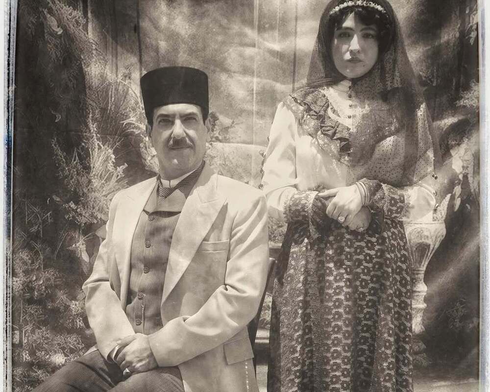 گریم متفاوت گلاره عباسی با پوشش قجری