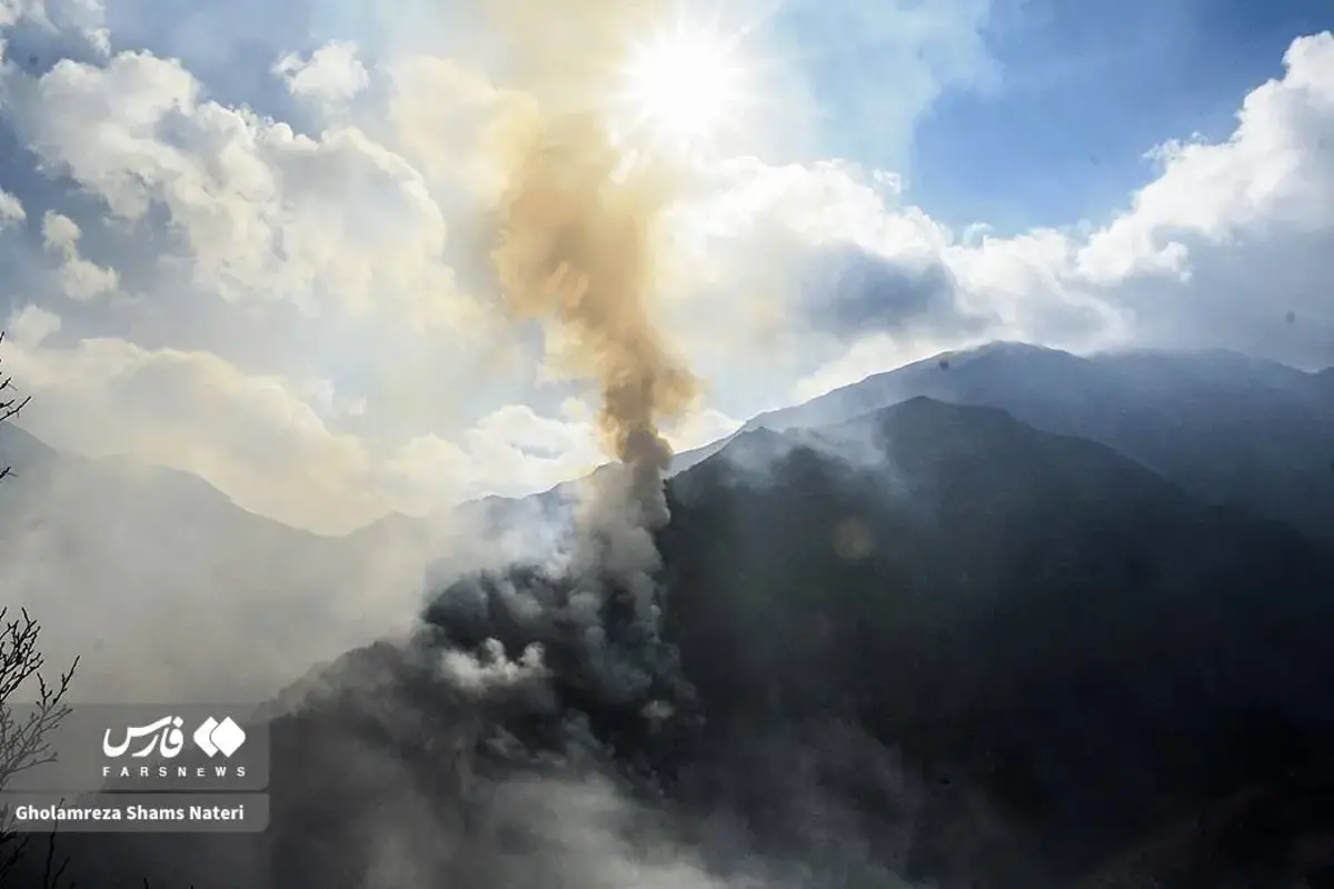 جنگل‌های الیت چالوس در چنگال آتش