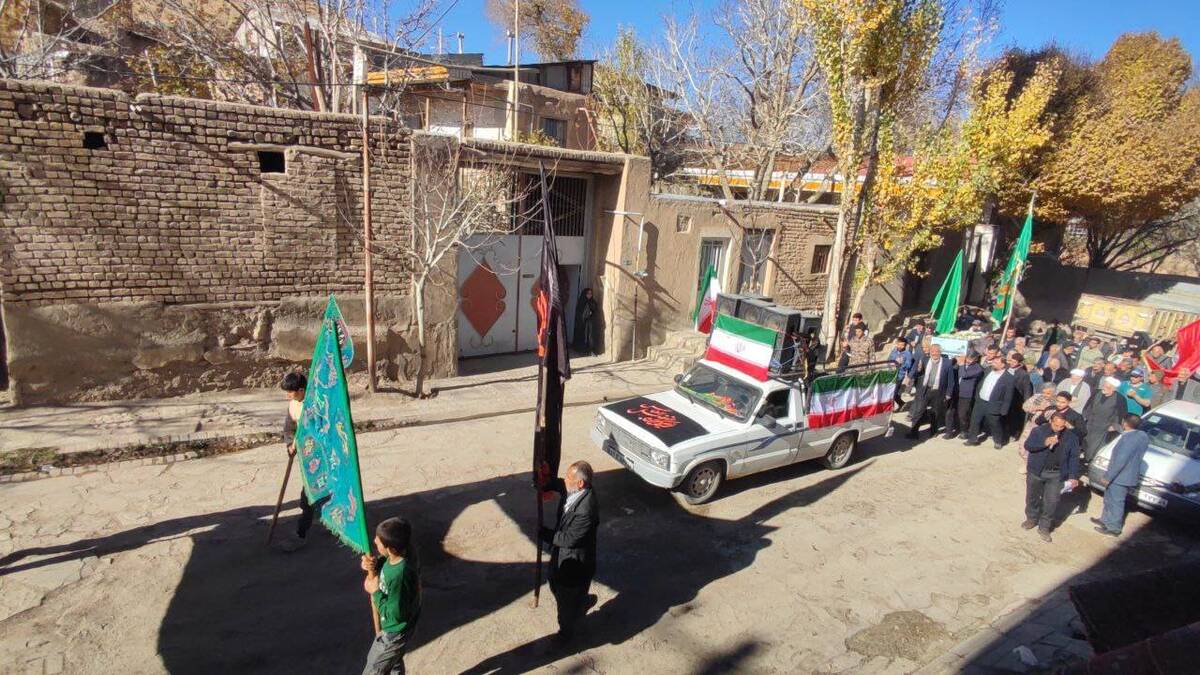 تشییع پیکر شهدای گمنام در روستای گردشگری توآباد در ایام فاطمیه