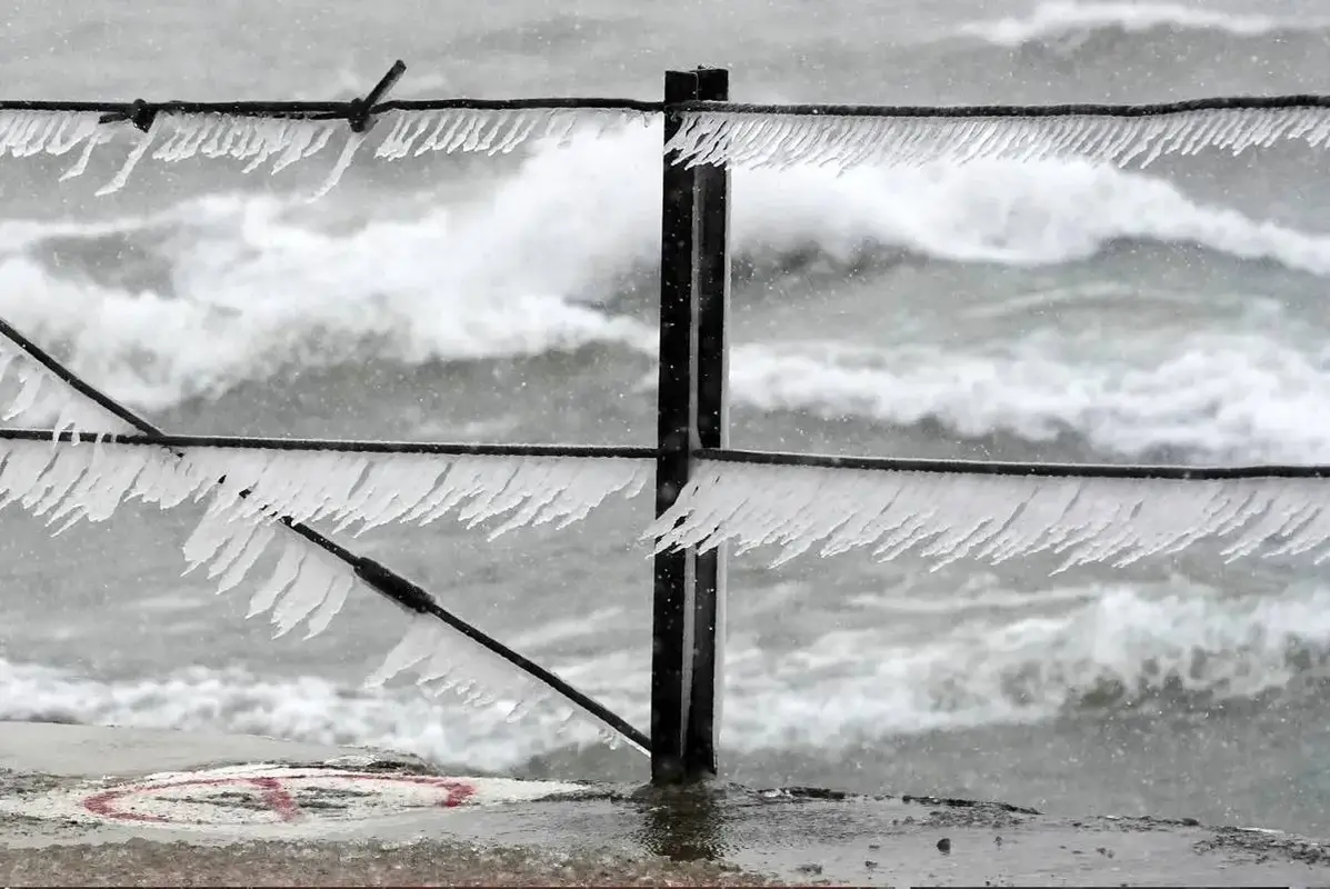 هجوم اولین طوفان زمستانی در آمریکا