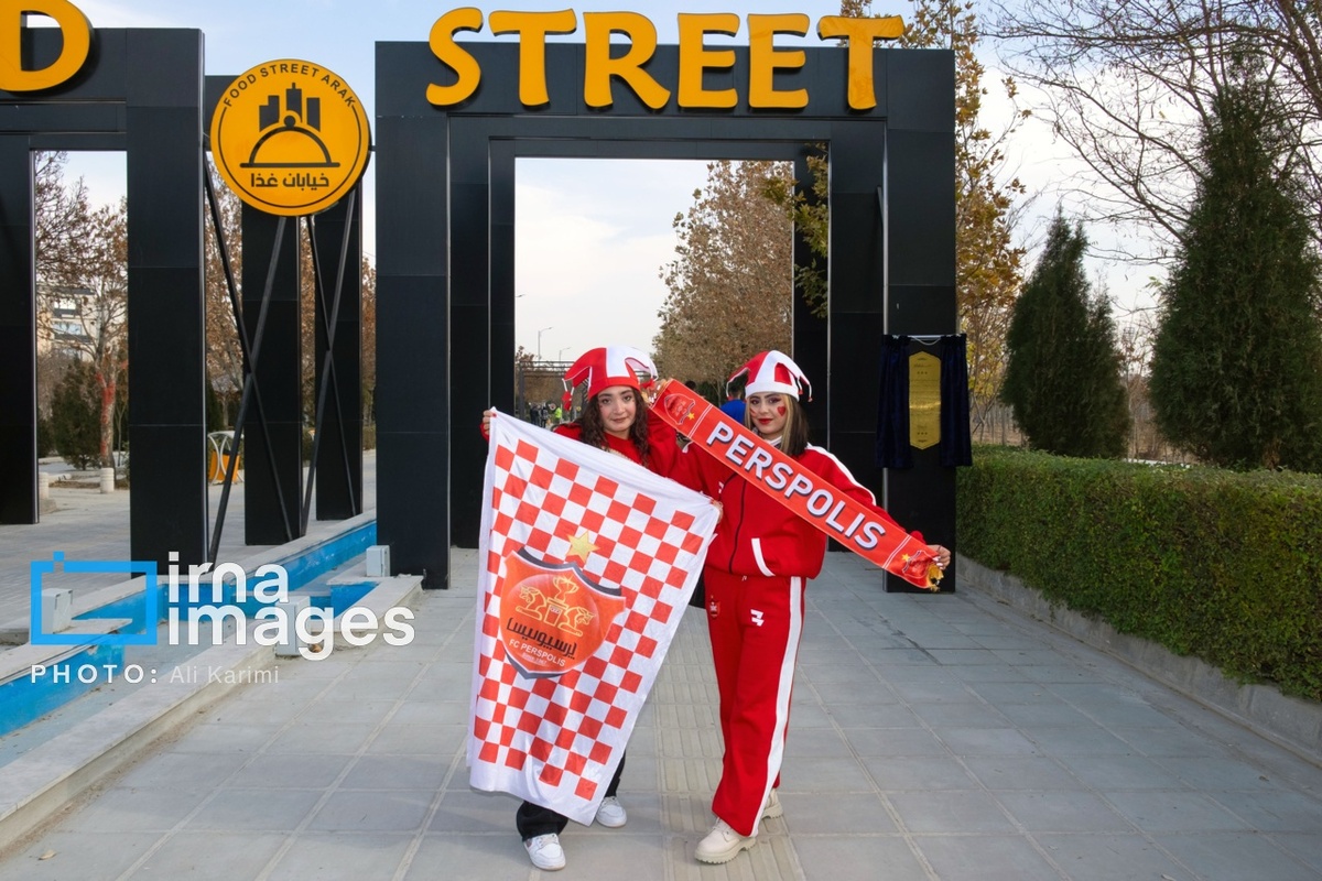 مسافران دربی ۱۰۶ پرسپولیس و استقلال