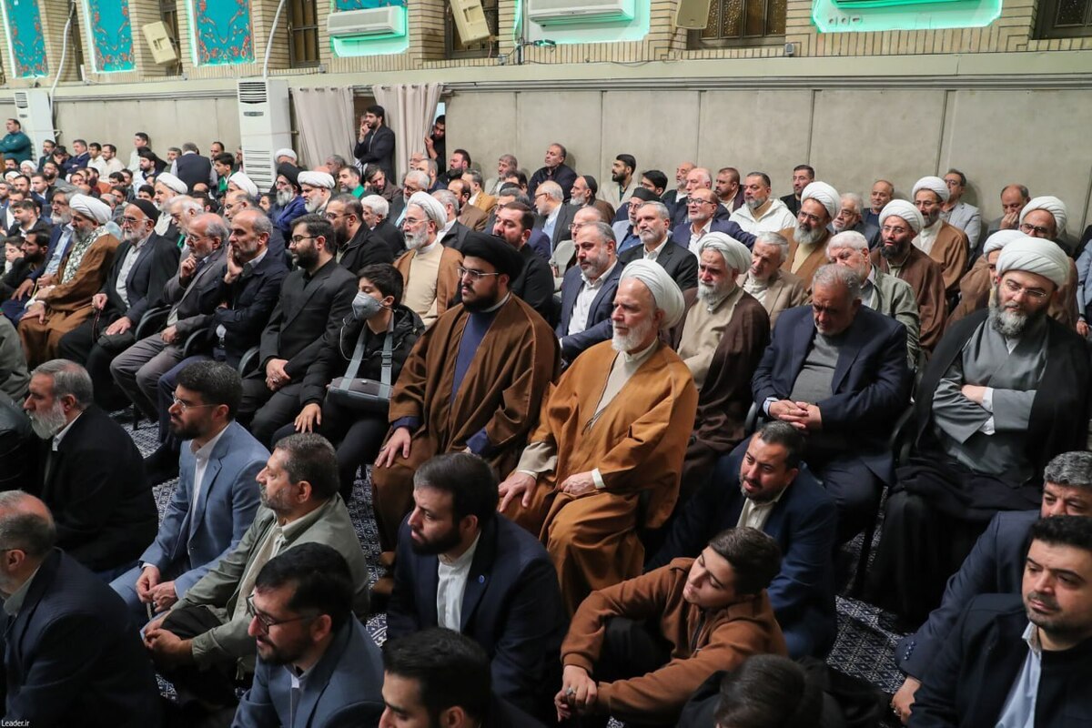 دیدار عاشقان اهل بیت با رهبر انقلاب در روز میلاد حضرت زهرا (س)