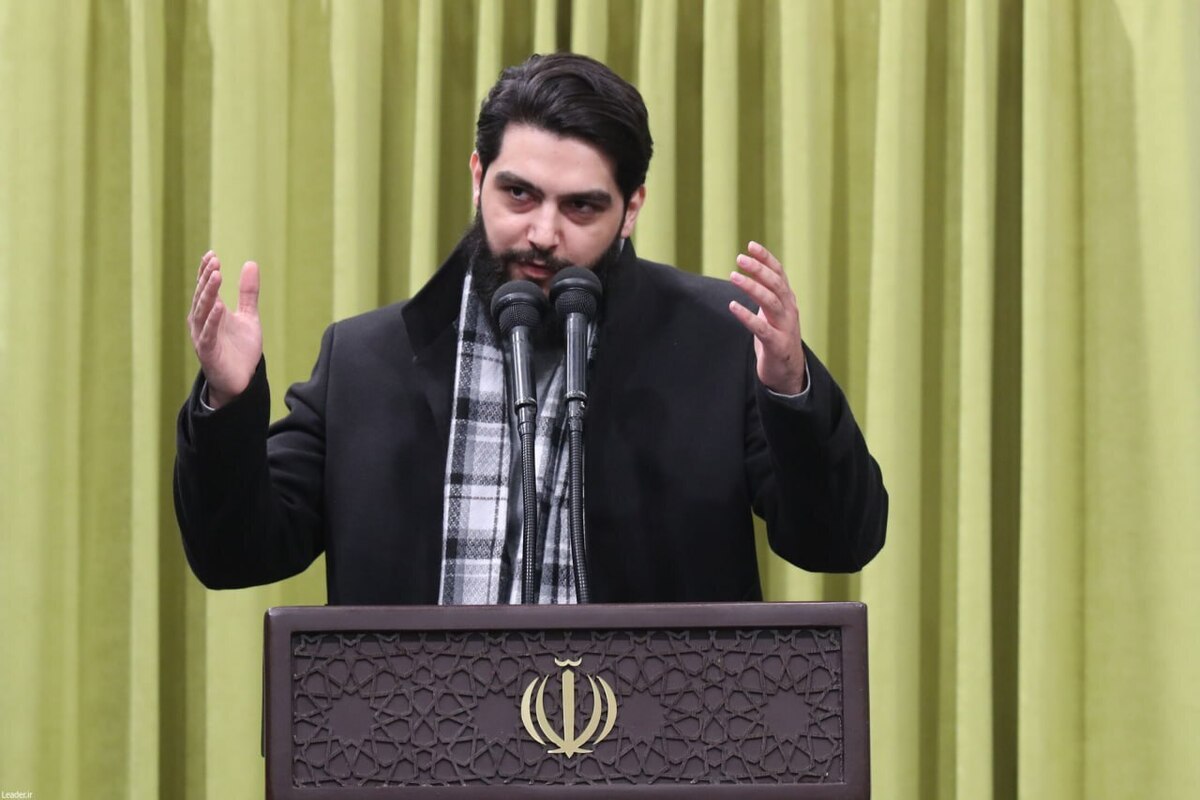 دیدار عاشقان اهل بیت با رهبر انقلاب در روز میلاد حضرت زهرا (س)