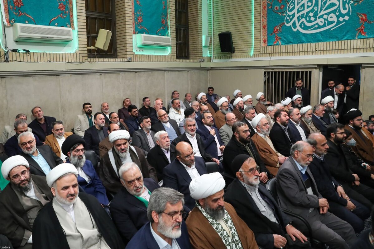 دیدار عاشقان اهل بیت با رهبر انقلاب در روز میلاد حضرت زهرا (س)