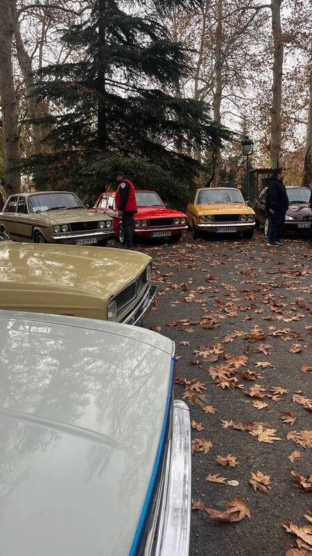 گردهمایی خودروهای کلاسیک در کاخ نیاوران