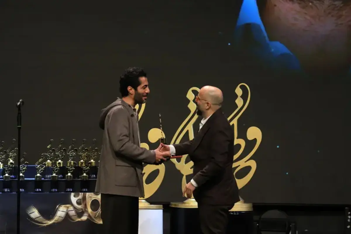 هنرمندان روی فرش قرمز جشن حافظ