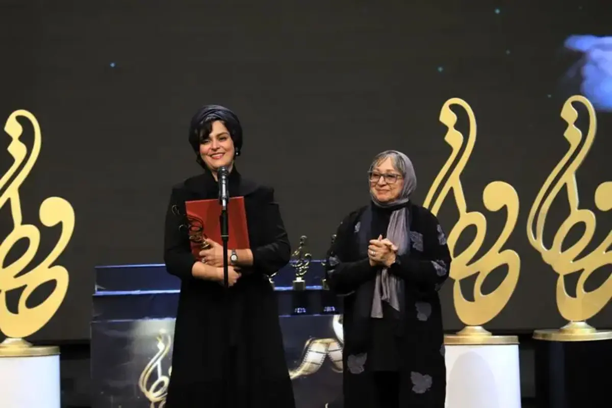 هنرمندان روی فرش قرمز جشن حافظ