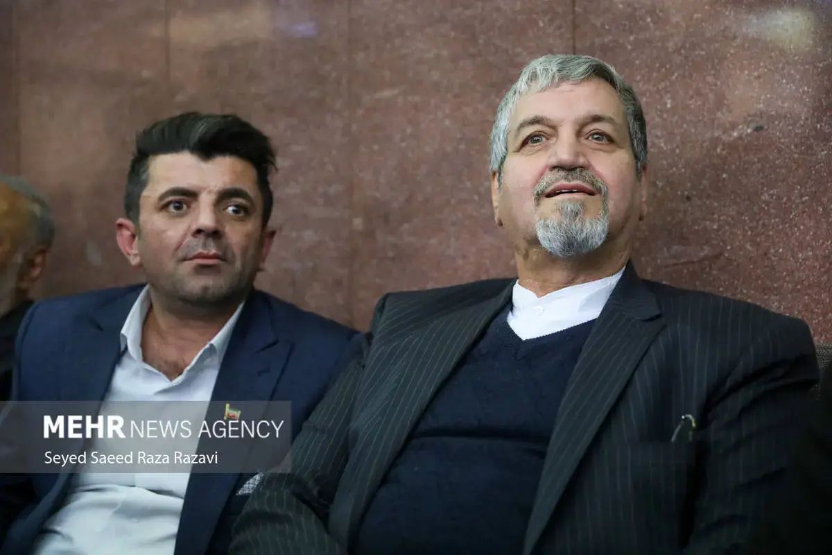 چهره‌های سیاسی در مراسم ختم اشرف بروجردی 