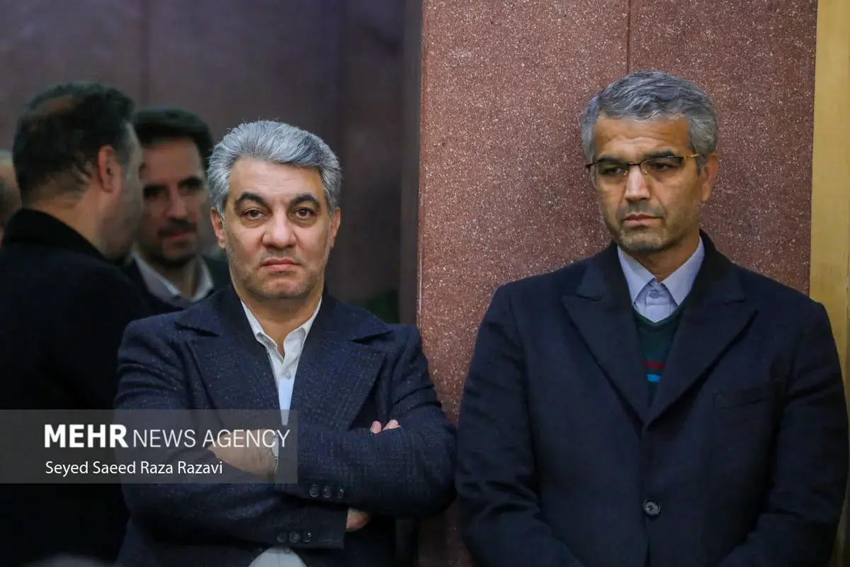 چهره‌های سیاسی در مراسم ختم اشرف بروجردی 