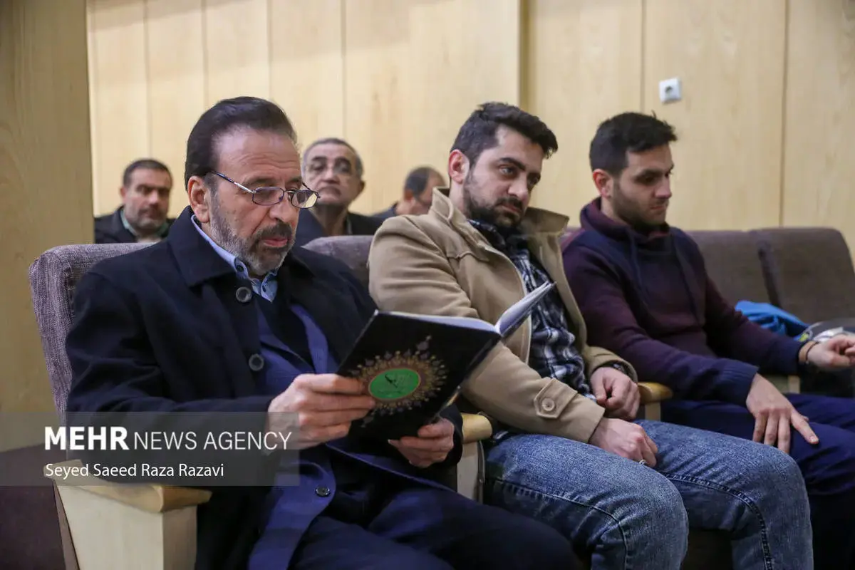 چهره‌های سیاسی در مراسم ختم اشرف بروجردی 