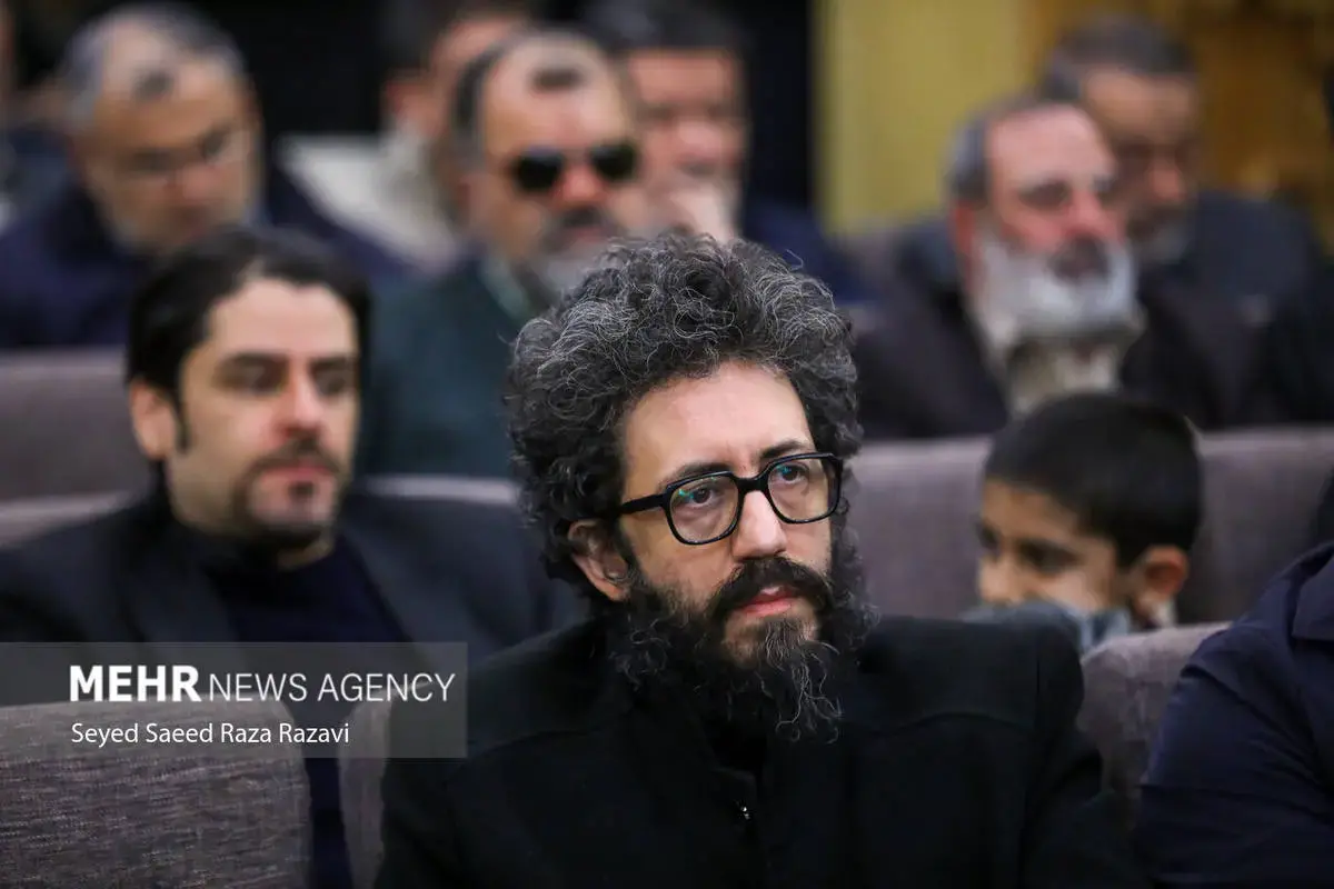 چهره‌های سیاسی در مراسم ختم اشرف بروجردی 