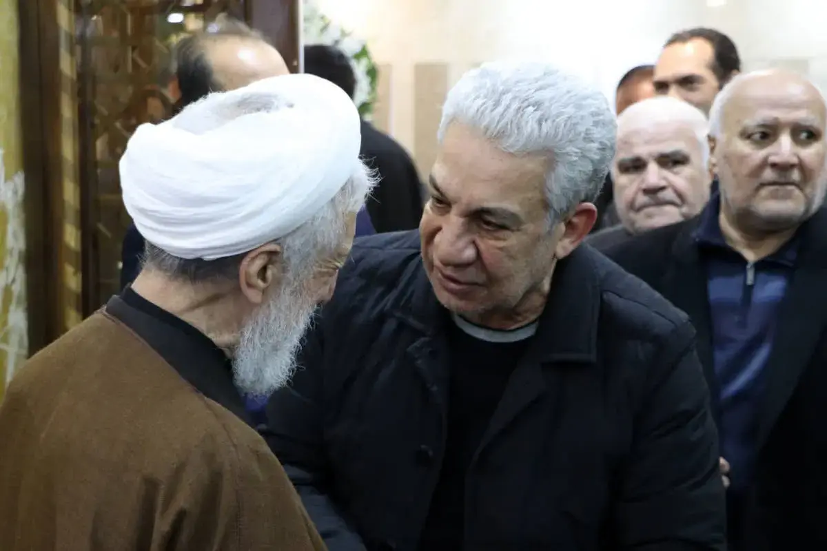 متن و حاشیه مراسم یادبود پسر کاظم صدیقی 