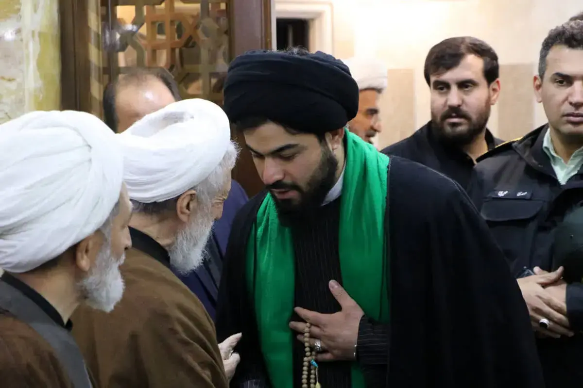 متن و حاشیه مراسم یادبود پسر کاظم صدیقی 