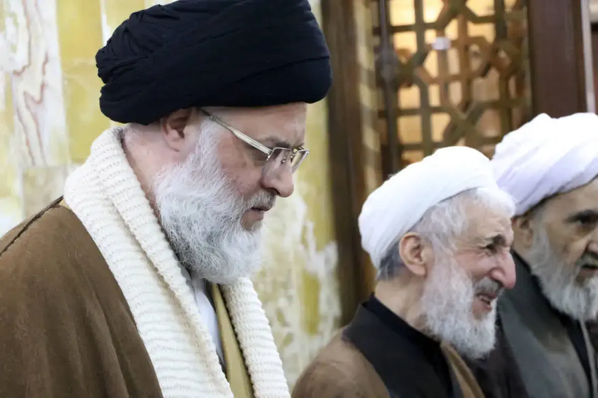 متن و حاشیه مراسم یادبود پسر کاظم صدیقی 