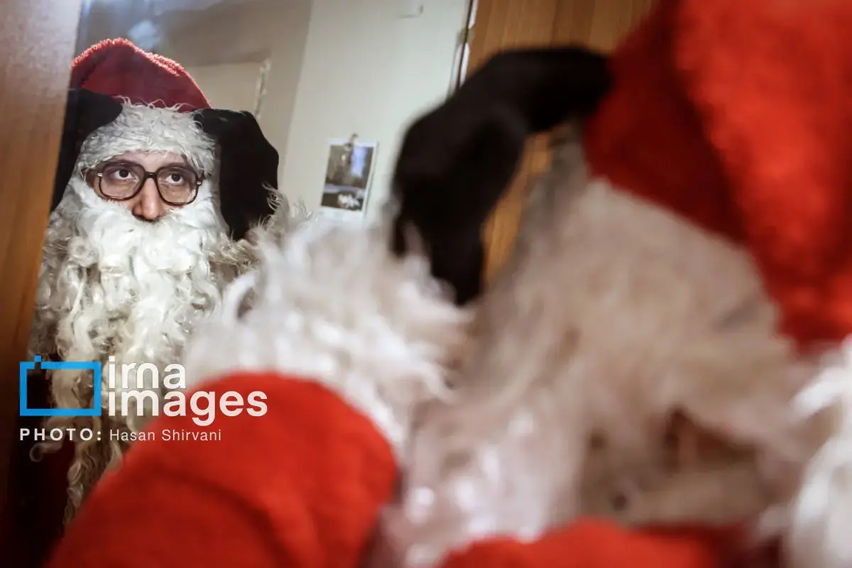 وقتی بابانوئل به خیابان‌های تهران می‌آید