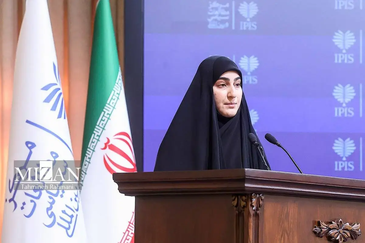 سردار قاآنی و زینب سلیمانی در کنفرانس مقاومت