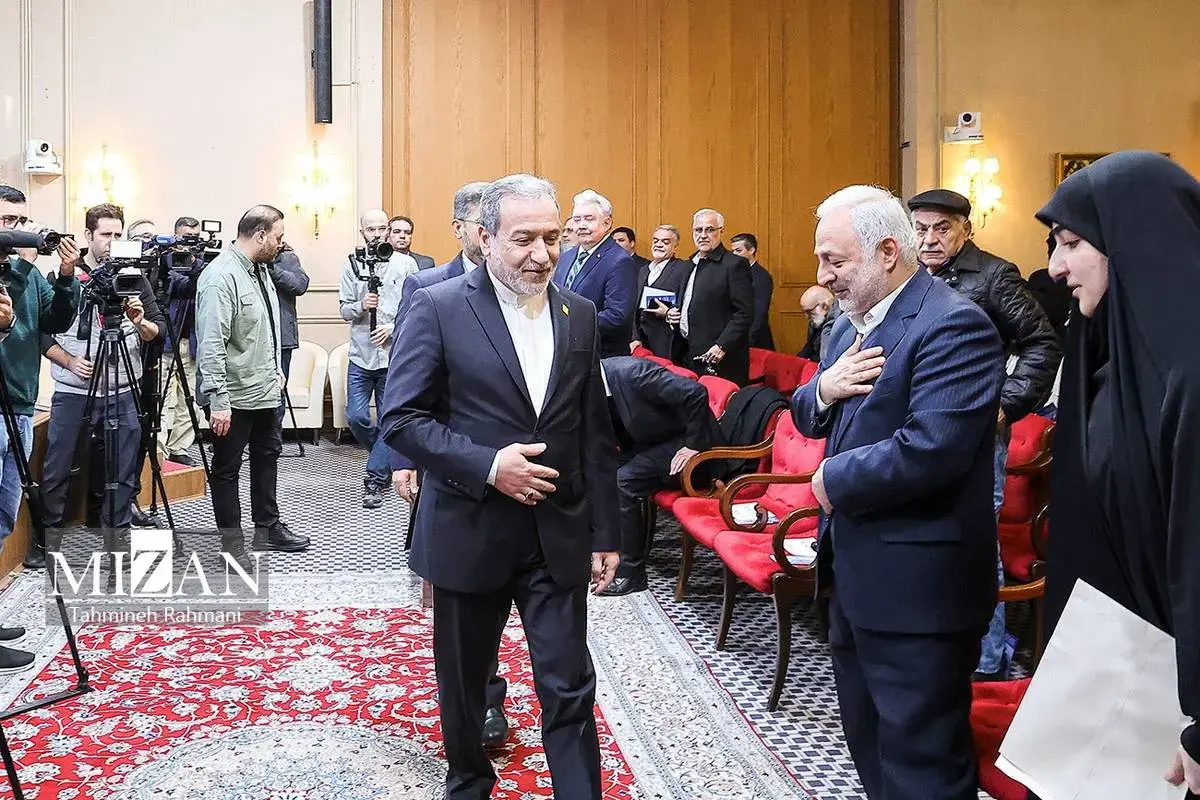 سردار قاآنی و زینب سلیمانی در کنفرانس مقاومت