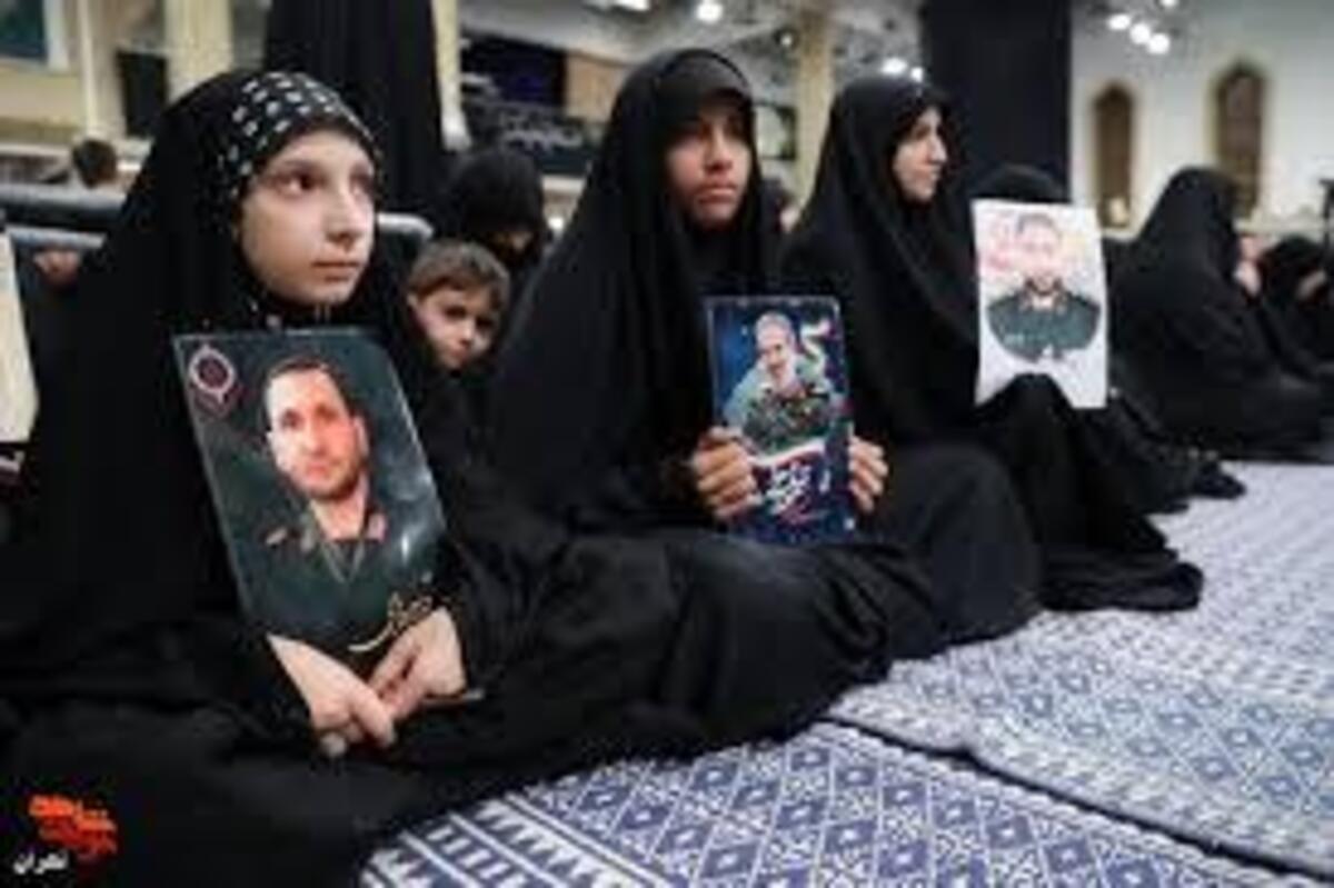 دیدار خانواده‌های شهدای جنگ ۱۲ روزه با رهبر انقلاب