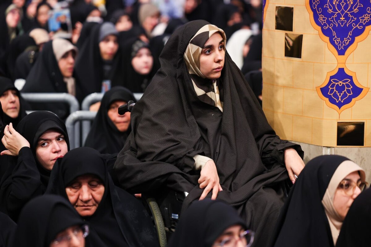 دیدار خانواده‌های شهدای جنگ ۱۲ روزه با رهبر انقلاب