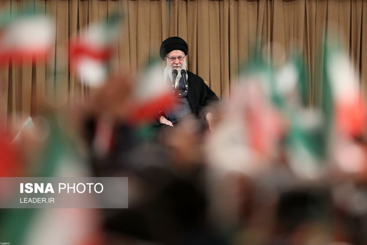 دیدار مردم قم با رهبر انقلاب