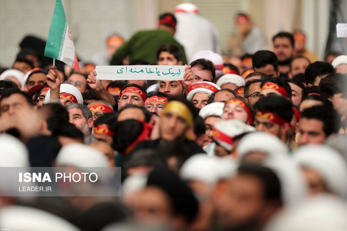 دیدار مردم قم با رهبر انقلاب