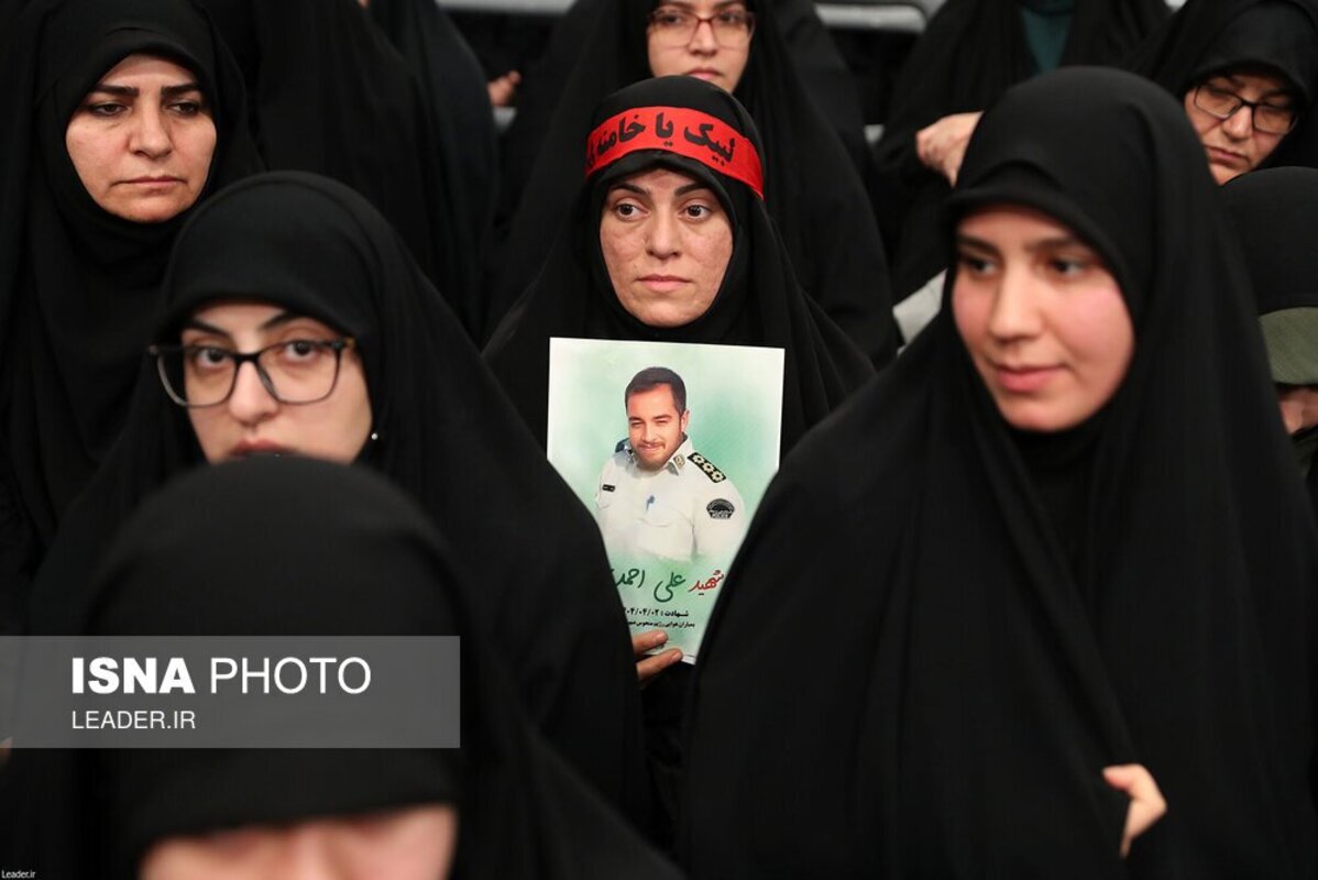 دیدار مردم قم با رهبر انقلاب