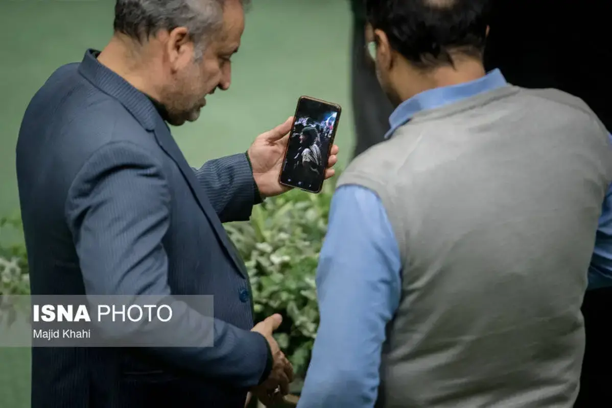 حاشیه‌هایی از صحن علنی مجلس پس از نا آرامی‌های اخیر