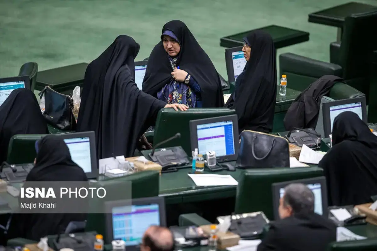 حاشیه‌هایی از صحن علنی مجلس پس از نا آرامی‌های اخیر