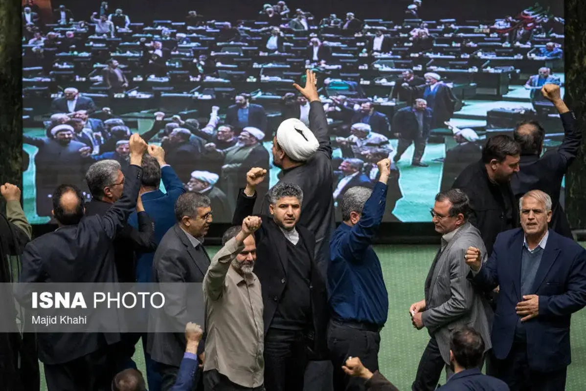 حاشیه‌هایی از صحن علنی مجلس پس از نا آرامی‌های اخیر