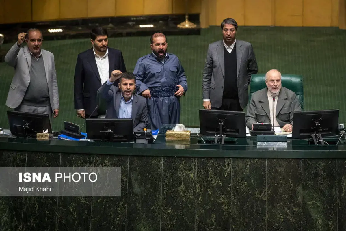 حاشیه‌هایی از صحن علنی مجلس پس از نا آرامی‌های اخیر