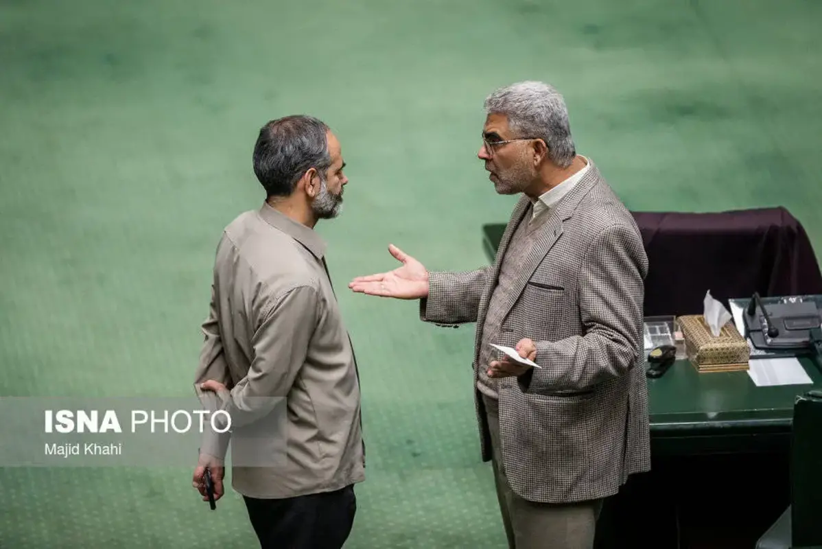 حاشیه‌هایی از صحن علنی مجلس پس از نا آرامی‌های اخیر