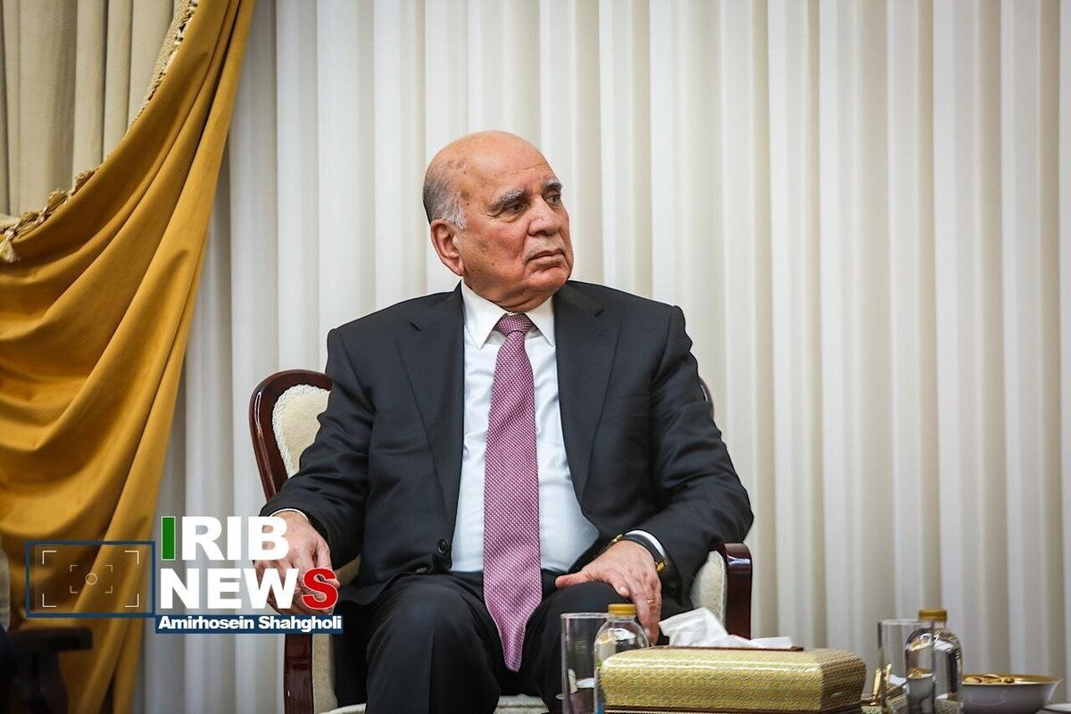 عکس/ دیدار علی لاریجانی و فواد حسین وزیر خارجه عراق