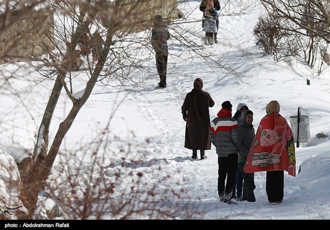 آبشار گنجنامه همدان یخ زد