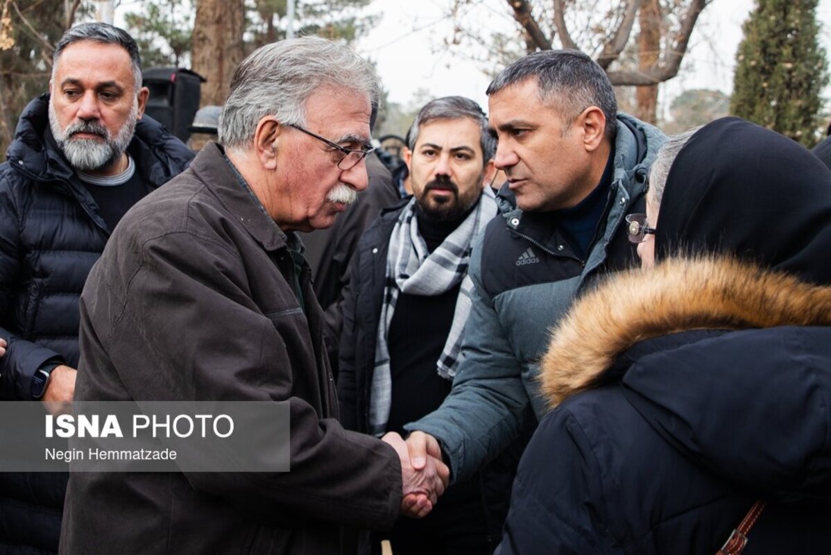 رضا رویگری در خانه ابدی آرام گرفت