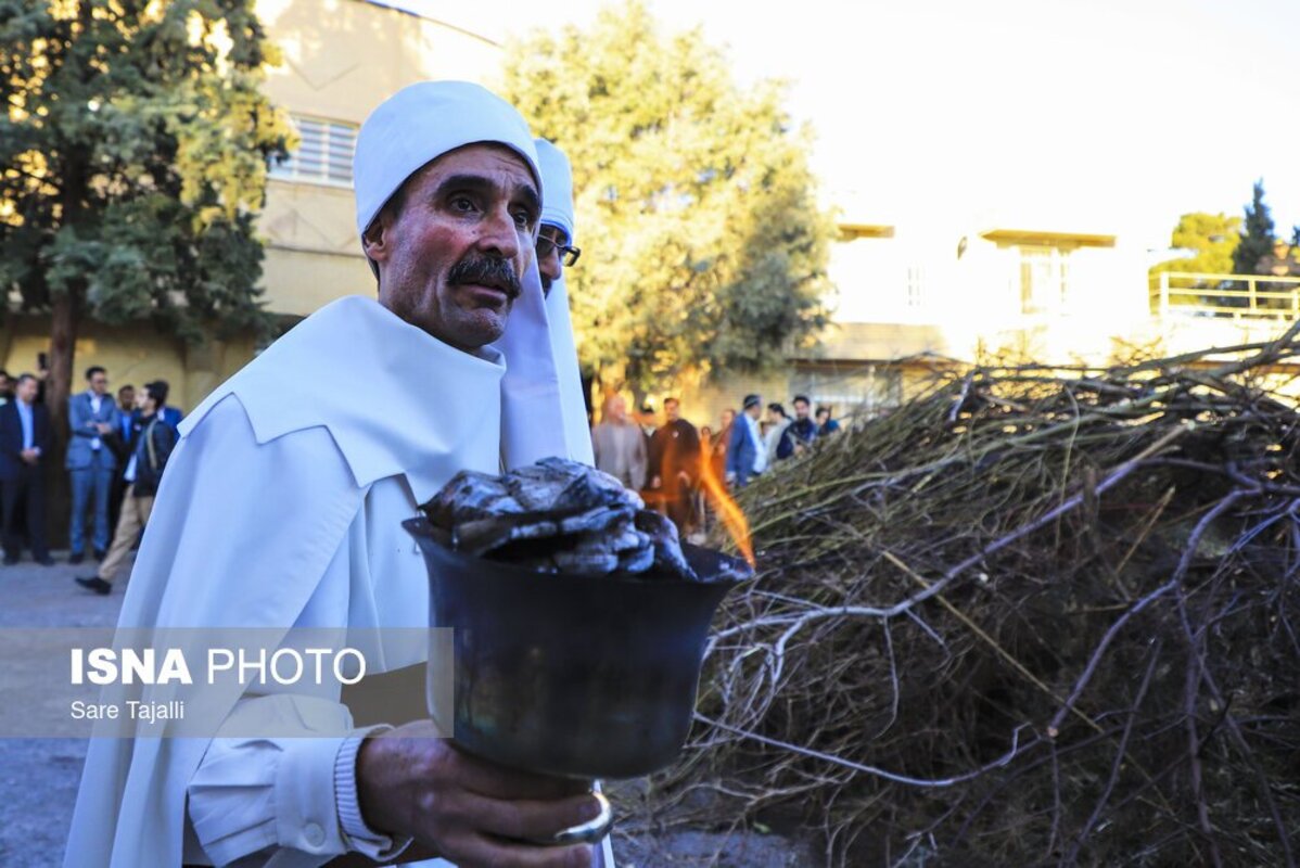 آیین کهن جشن سده در کرمان