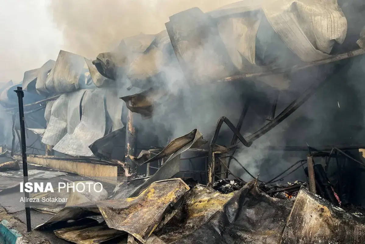 آتش سوزی گسترده بازارچه جنت آباد تهران 