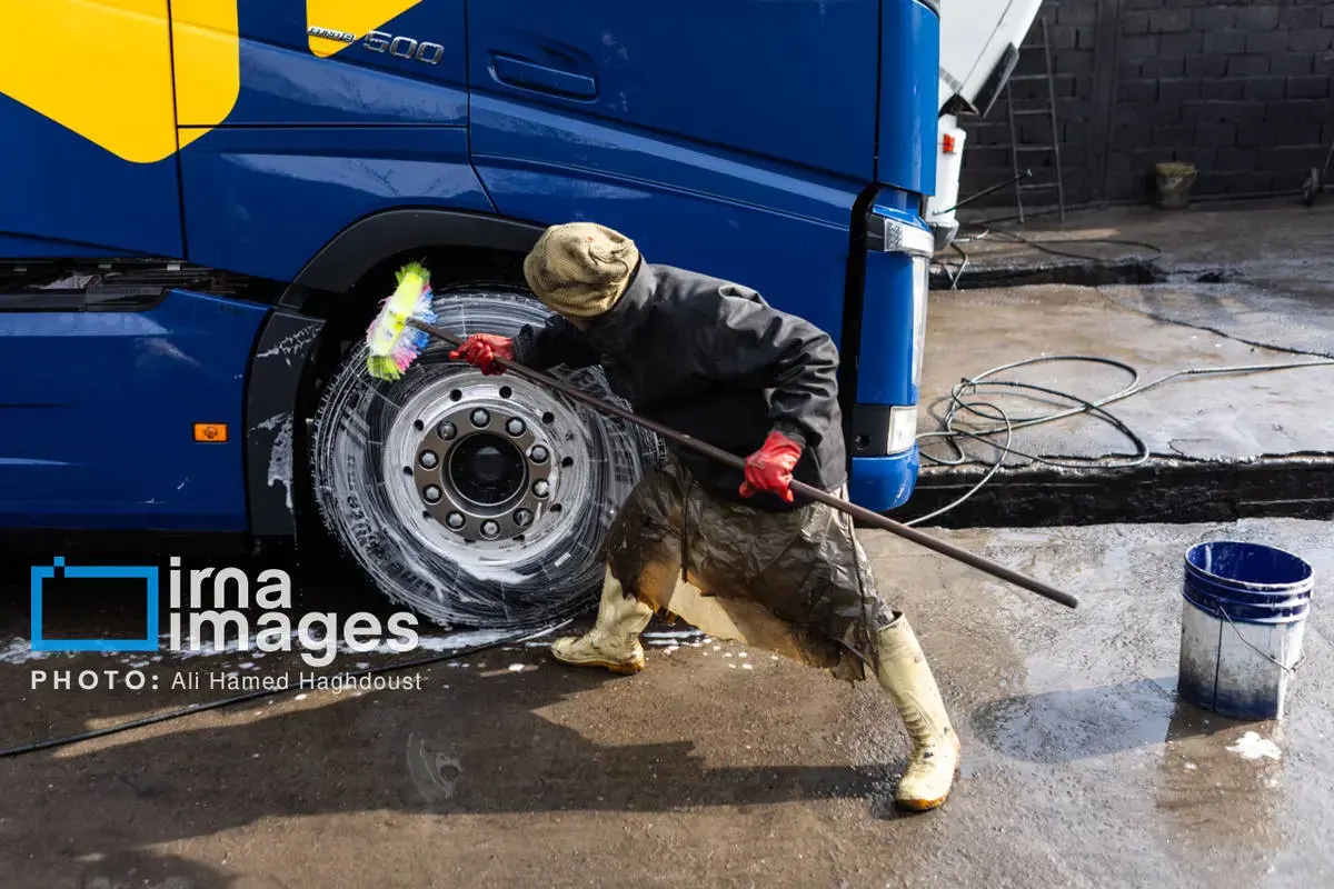  پشت‌صحنه کارواش ماشین‌های سنگین 