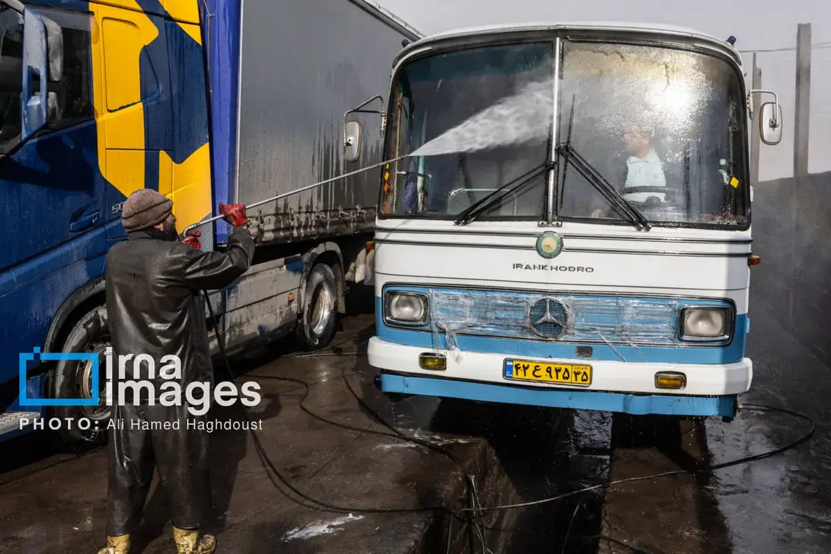  پشت‌صحنه کارواش ماشین‌های سنگین 