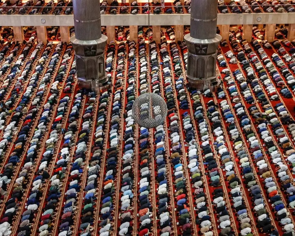 استقبال مسلمانان جهان از آغاز ماه مبارک رمضان