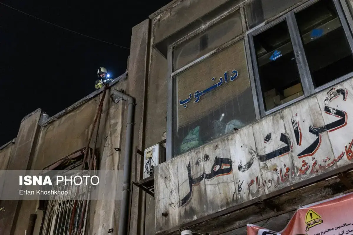 آتش‌سوزی یک انبار لوازم الکترونیکی در لاله‌زار 