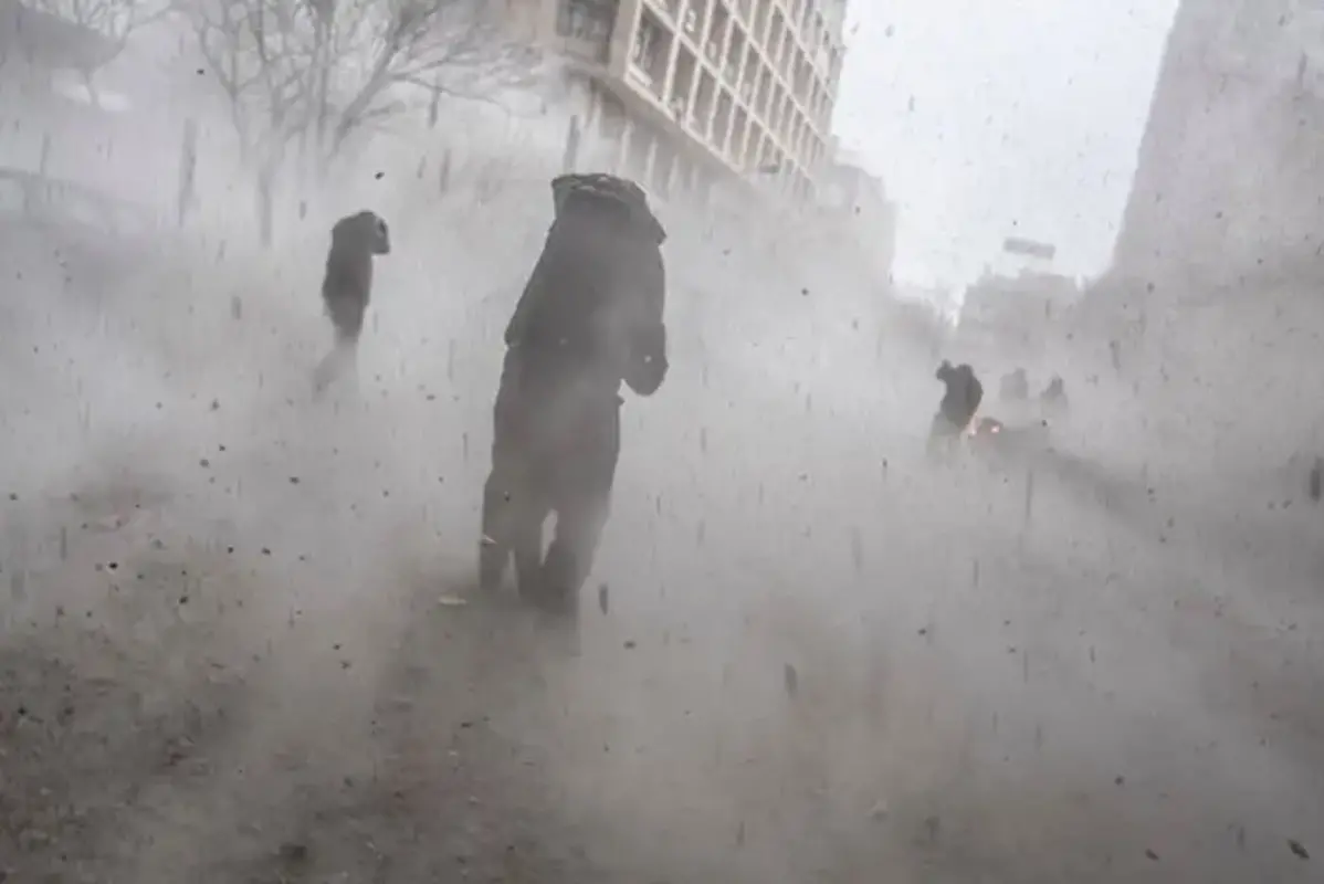  تصاویری از حمله دیروز اسرائیل به میدان فردوسی تهران 