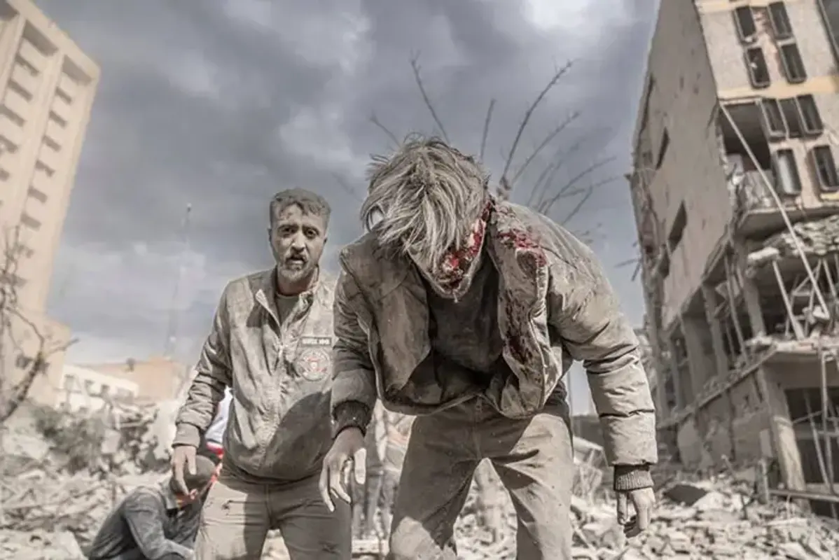  تصاویری از حمله دیروز اسرائیل به میدان فردوسی تهران 