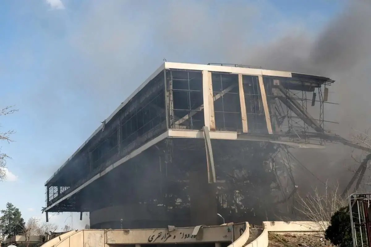 آثار حمله هوایی آمریکا و اسرائیل به سالن ۱۲ هزار نفری استادیوم آزادی