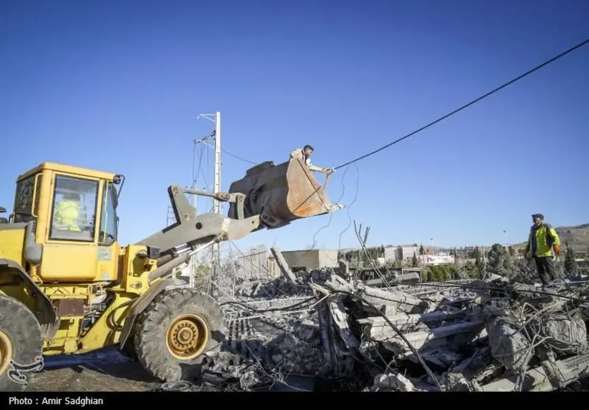 حمله به کمپ اقامتی مسافران در زیباشهر شیراز