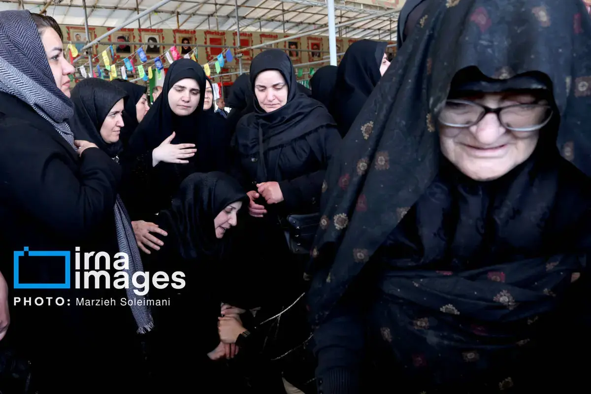 حال و هوای غم‌انگیز قطعه ۴۲ بهشت زهرا