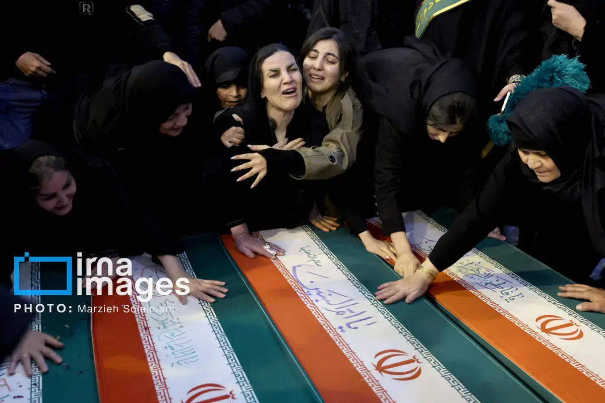 حال و هوای غم‌انگیز قطعه ۴۲ بهشت زهرا