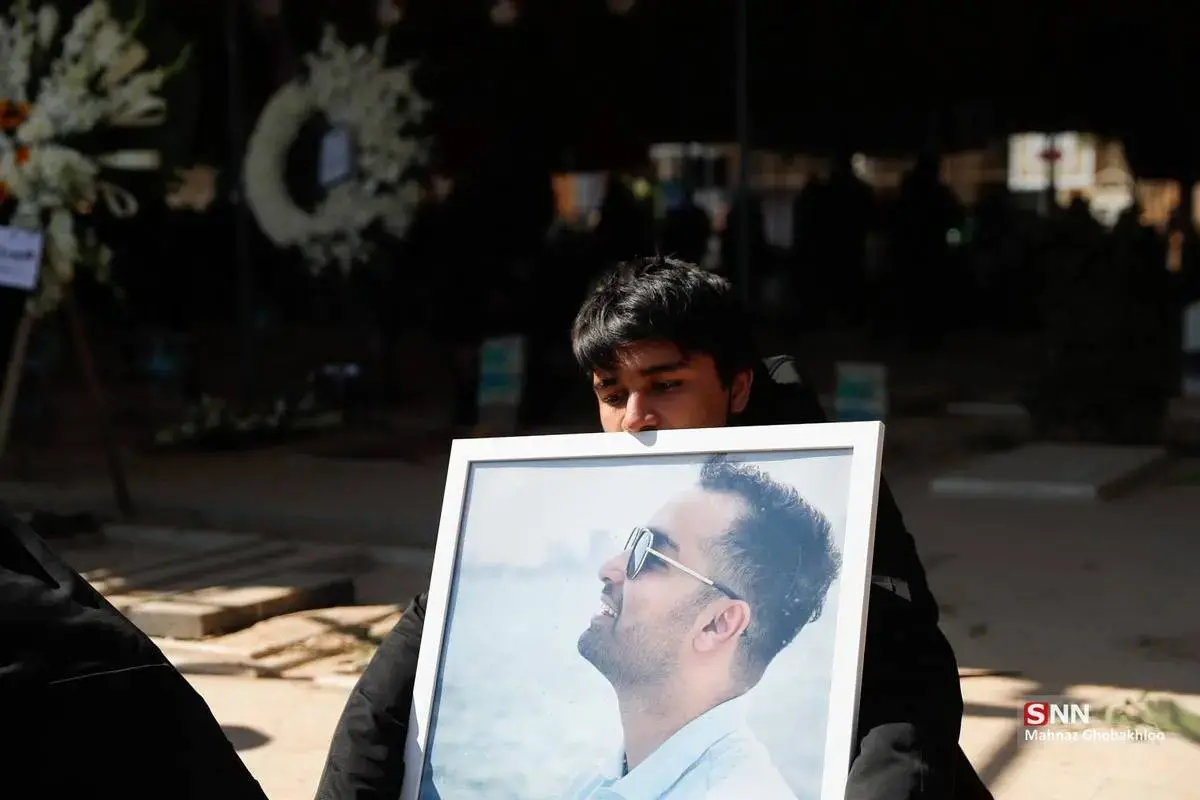 حال و هوای غم‌انگیز قطعه ۴۲ بهشت زهرا