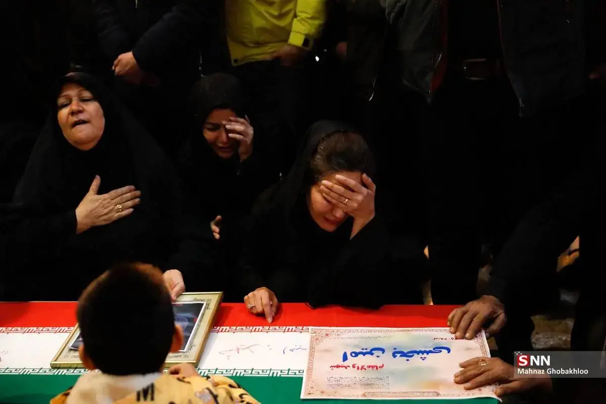 حال و هوای غم‌انگیز قطعه ۴۲ بهشت زهرا